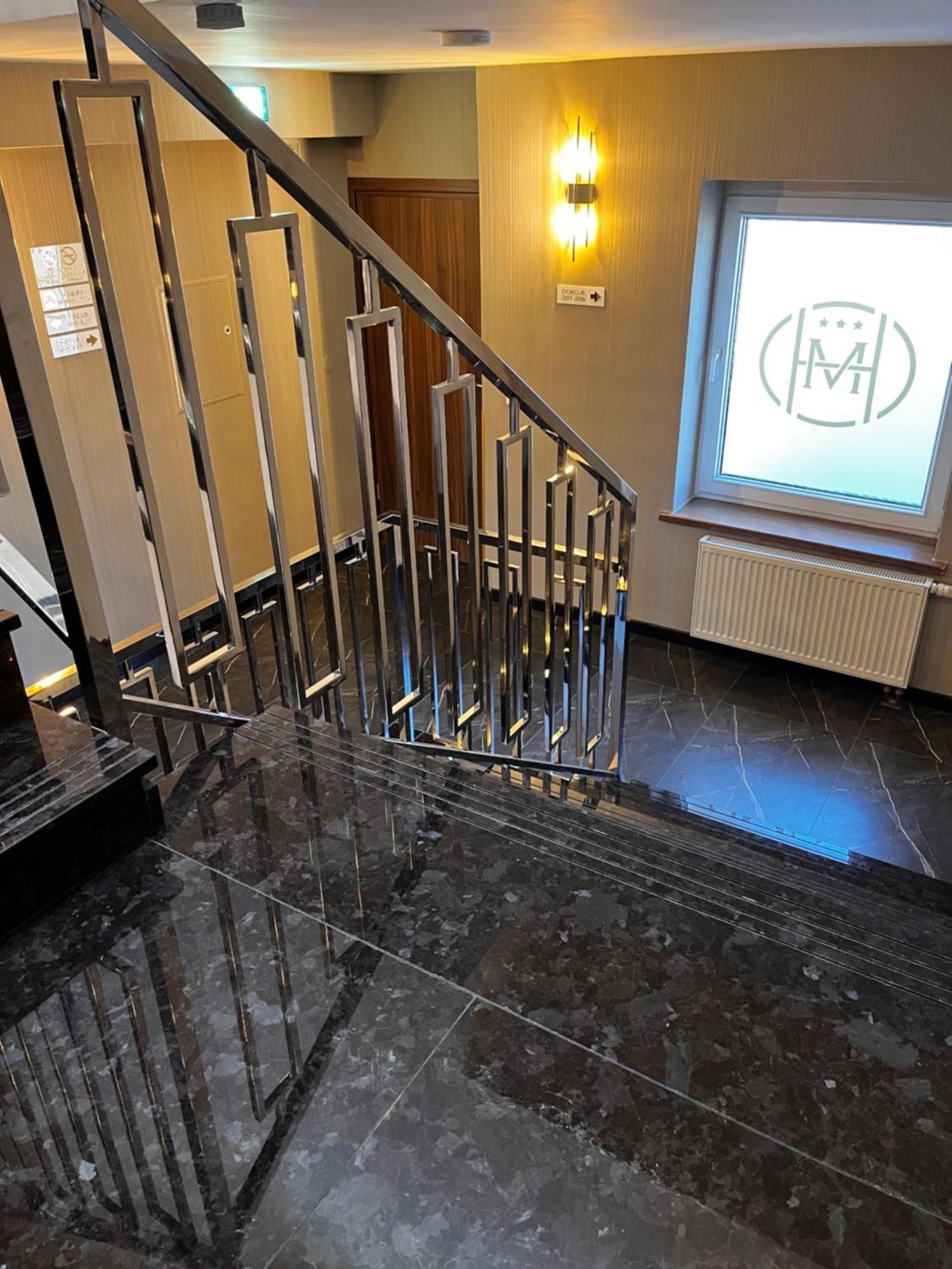Hotel Marta Oława Kültér fotó