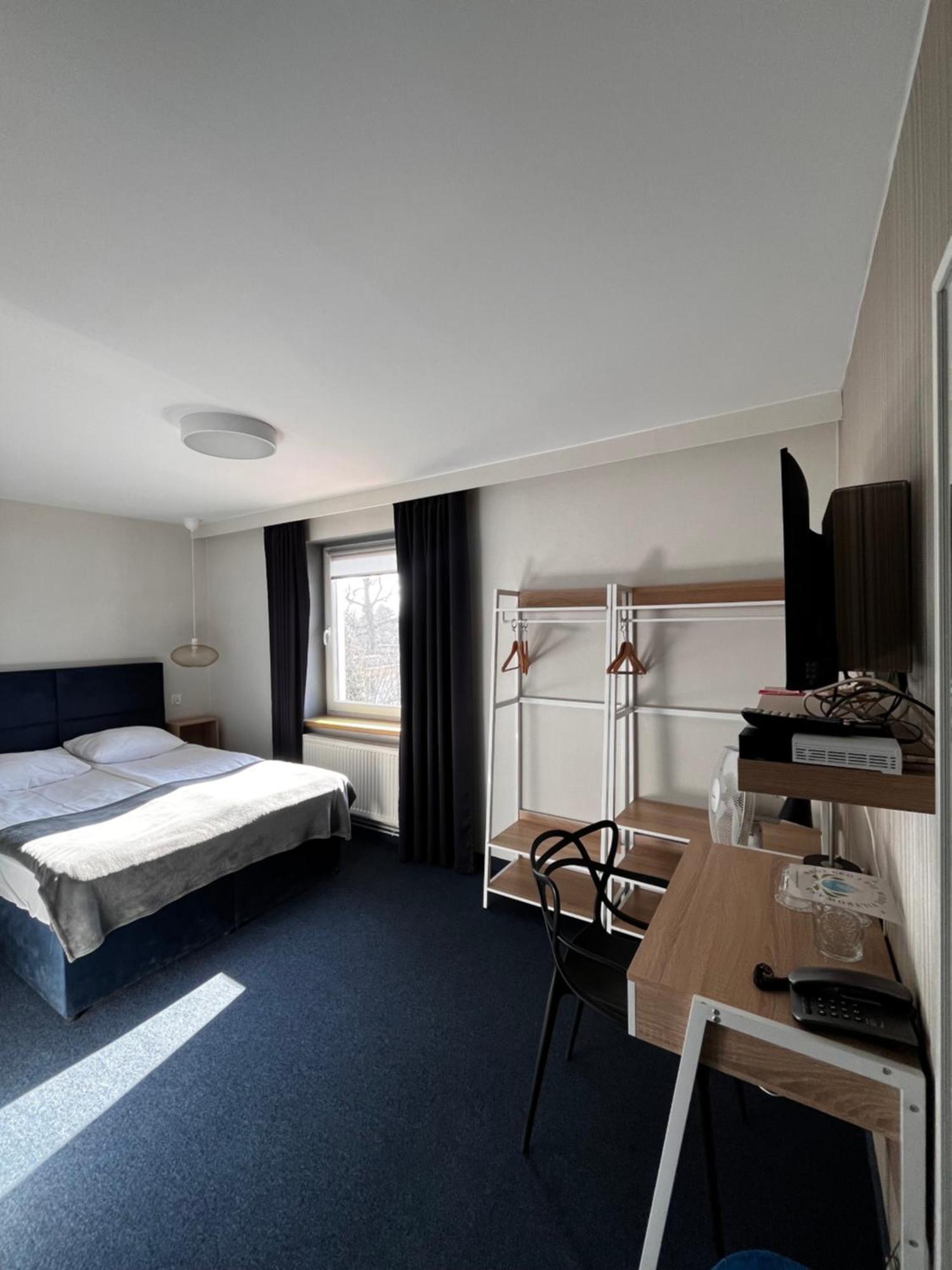 Hotel Marta Oława Kültér fotó