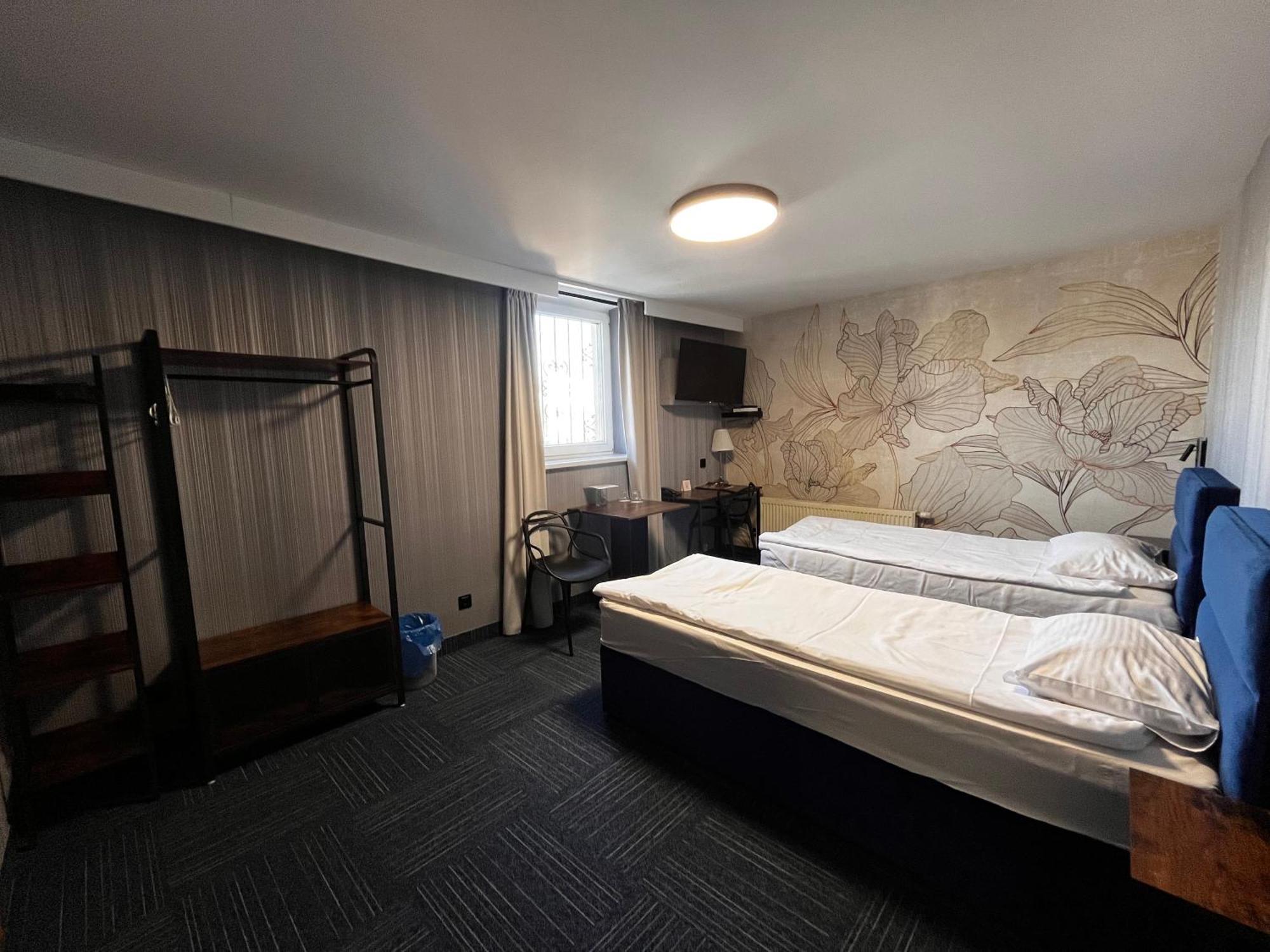 Hotel Marta Oława Kültér fotó