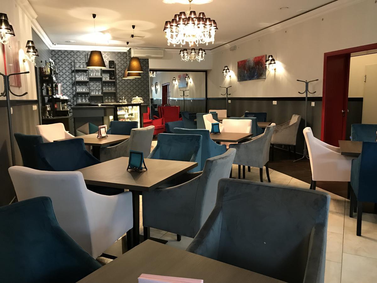 Hotel Marta Oława Kültér fotó