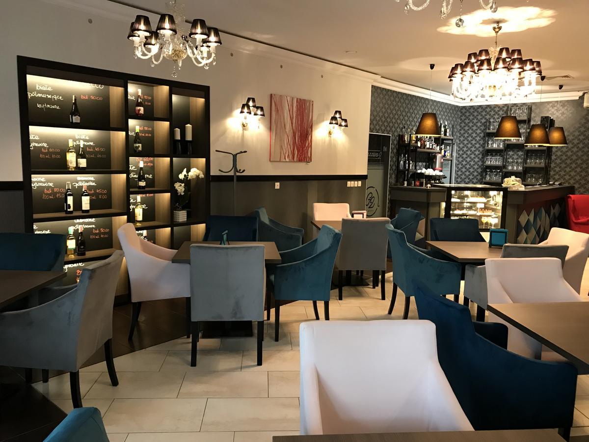 Hotel Marta Oława Kültér fotó