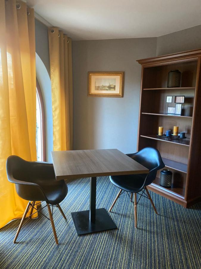 Hotel Marta Oława Kültér fotó